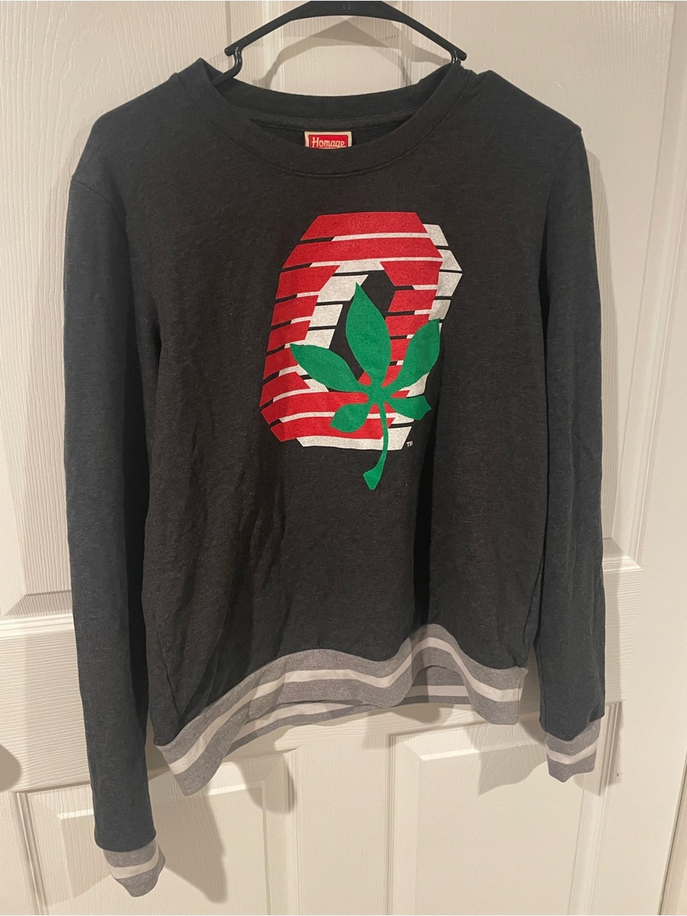 HOMAGE Ohio State crewneck, women’s medium